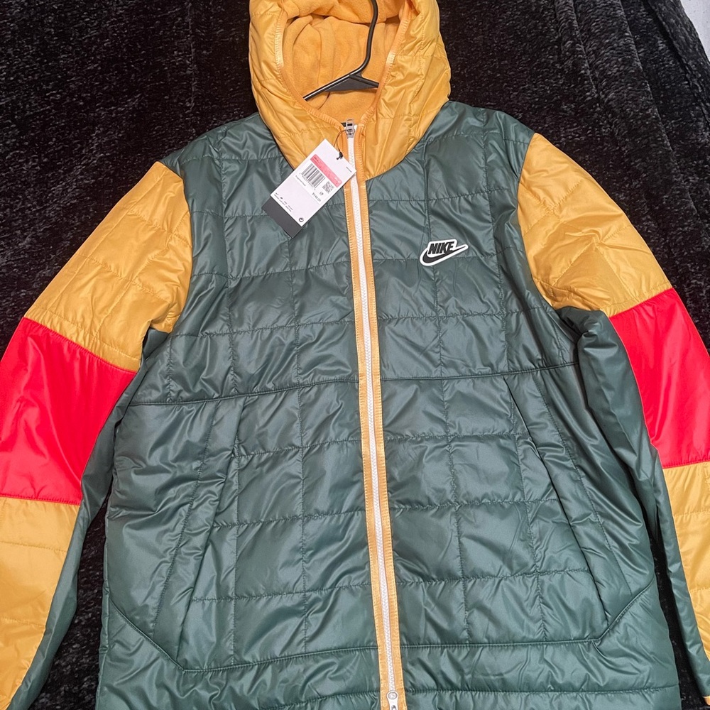 Nike Men’s Olive and Mustard Puffer Jacket